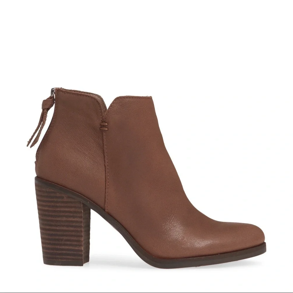 BP Jett Leather Ankle Bootie In Cognac 10
